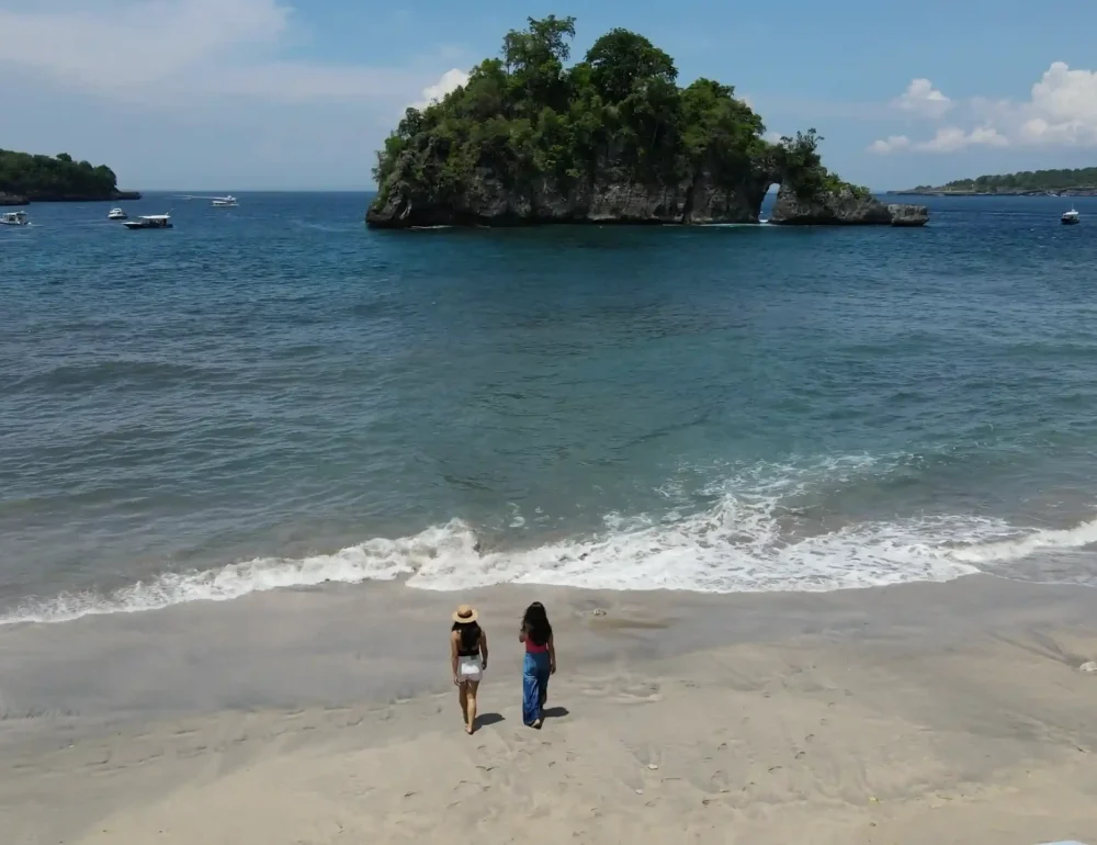 Crystal Bay seen from the beach